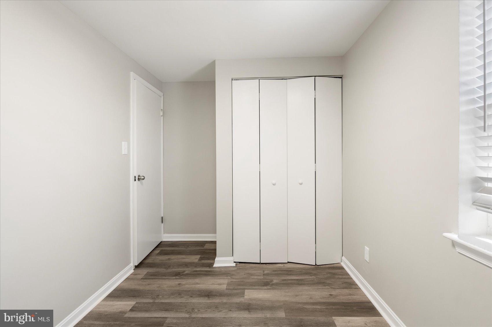 535 Mosher Street Baltimore, MD 21217 - Photo 21 of 28 a view of an empty room