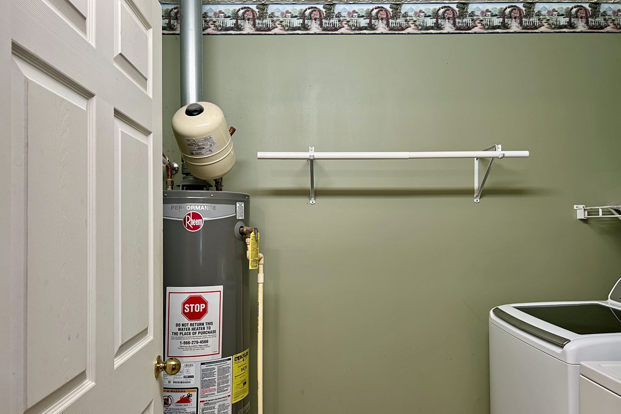 5145 Blackjack Road Franklin, KY 42134 - Photo 21 of 28 a utility room with dryer and washer