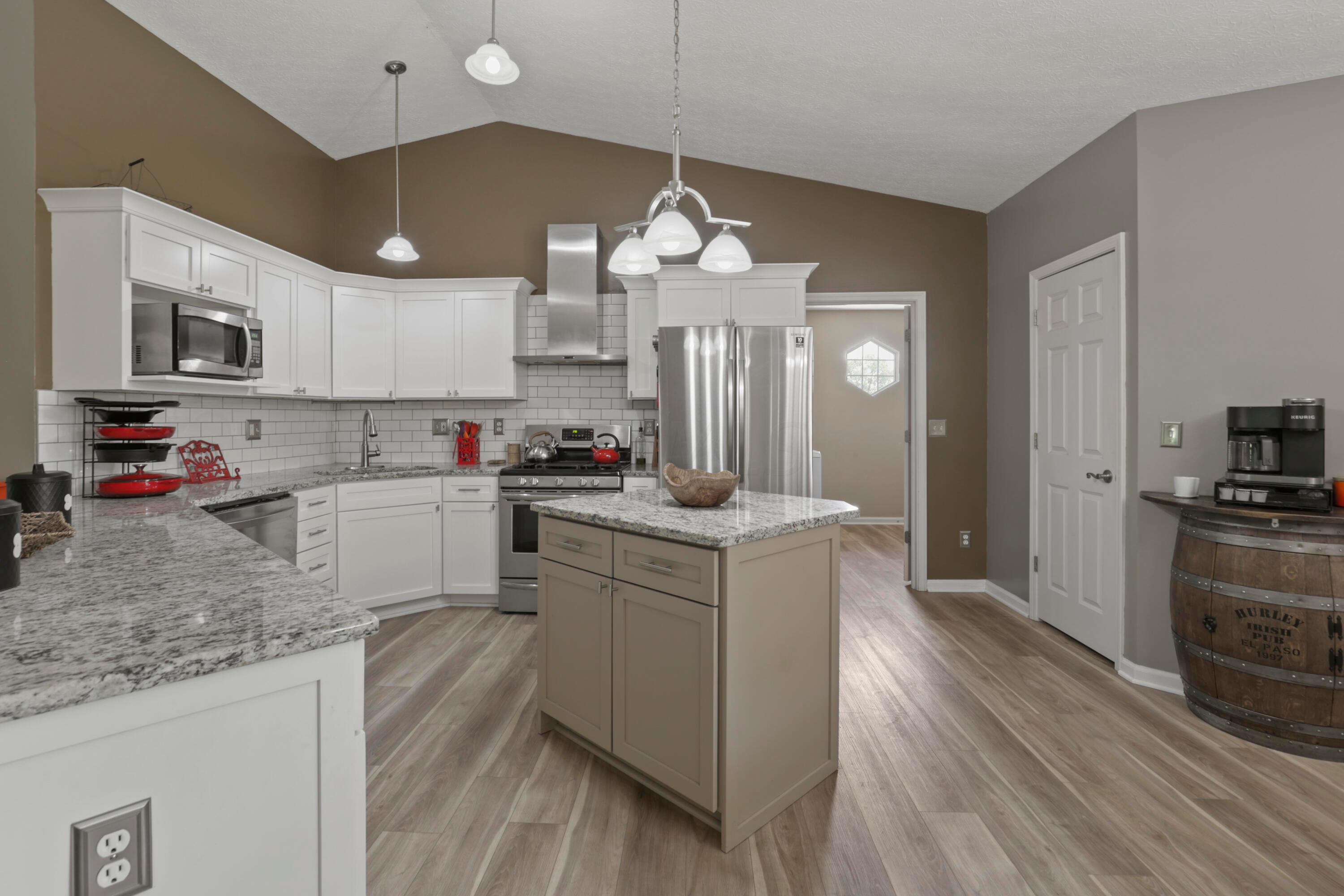 4387 Fry Road Ostrander, OH 43061 - Photo 6 of 56 Brand New Kitchen