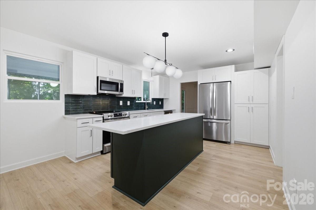 1107 Spring Fall Court Charlotte, NC 28213 - Photo 16 of 48 Gallery Image 16