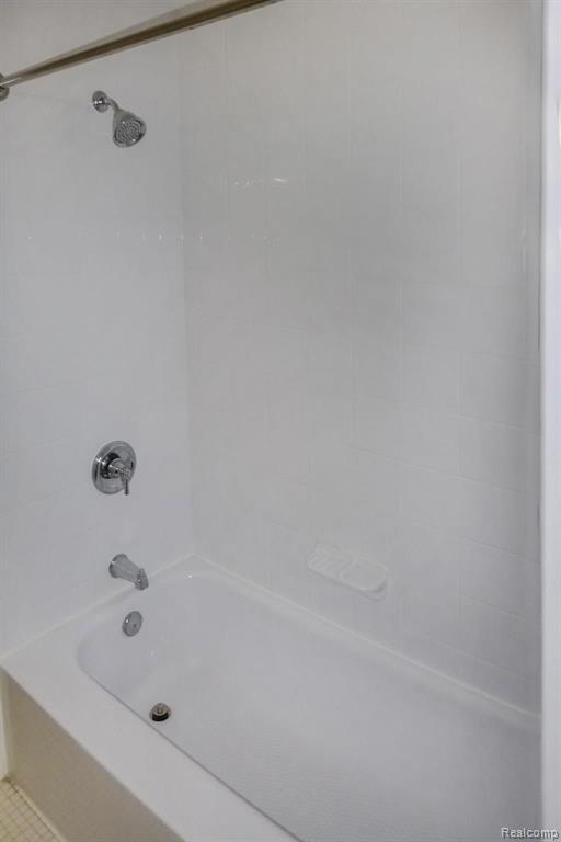 32286 West 12 Mile Road Farmington Hills, MI 48334 - Photo 15 of 24