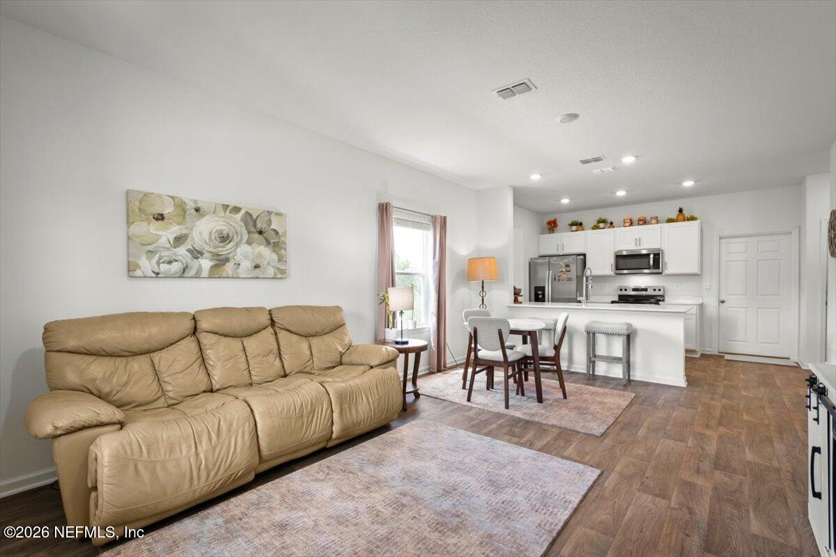 955 Rivertree Place Middleburg, FL 32068 - Photo 14 of 30 17-JAXREP_955_Rivertree_Pl_Middleburg_FL