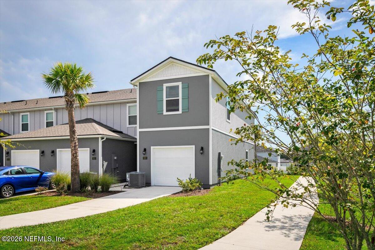 955 Rivertree Place Middleburg, FL 32068 - Photo 3 of 30 04-JAXREP_955_Rivertree_Pl_Middleburg_FL