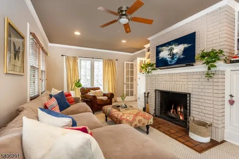 $2,150,000 | 15 Lincoln Street, Glen Ridge, NJ 07028