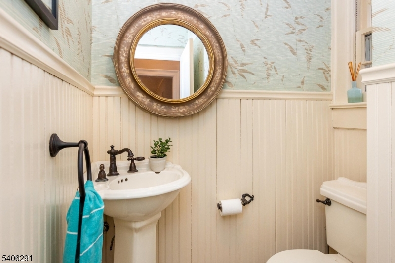 15 Lincoln Street Glen Ridge, NJ 07028 - Photo 15 of 49