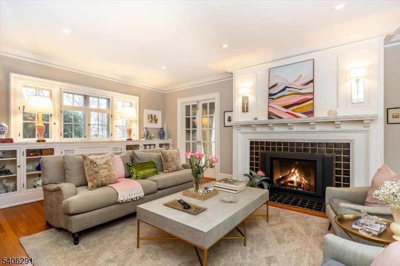 15 Lincoln Street Glen Ridge, NJ 07028 - Photo 8 of 49