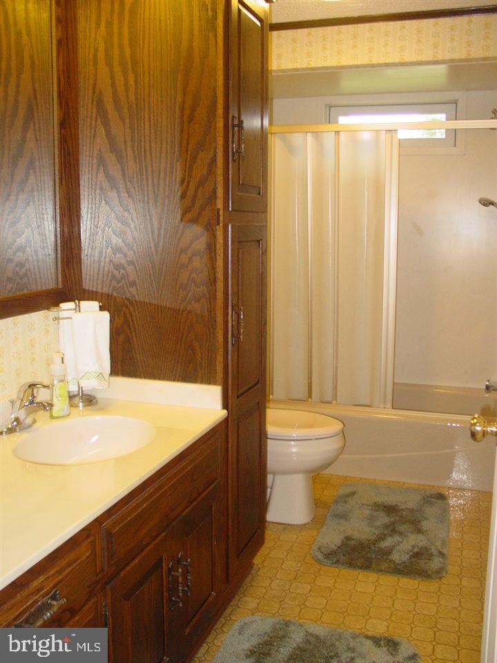 28 Rachael Road Dover, PA 17315 - Photo 12 of 36 Gallery Image 12