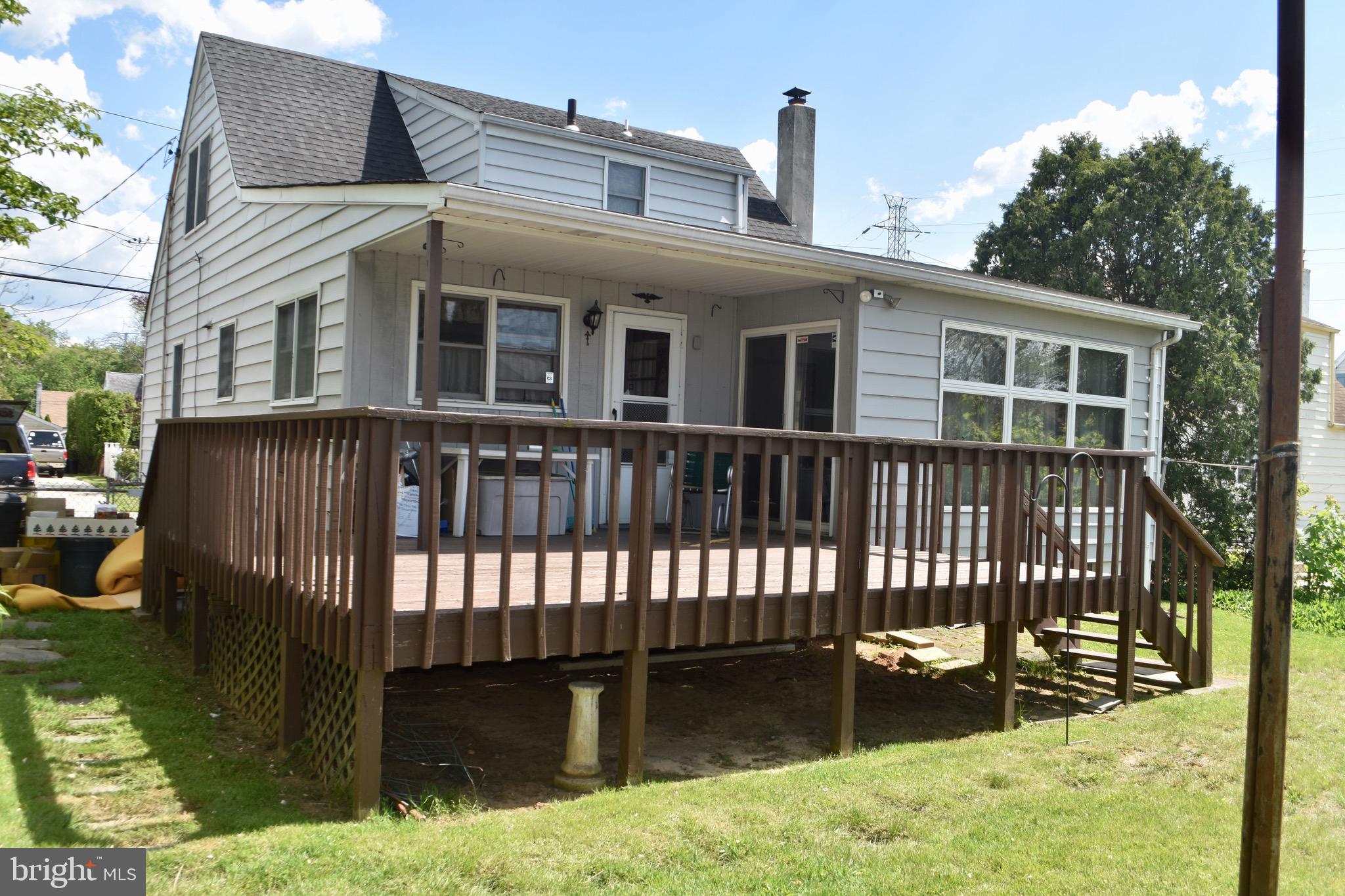 54 Brockton Road Hamilton, NJ 08619 - Photo 22 of 23 Backyard Deck