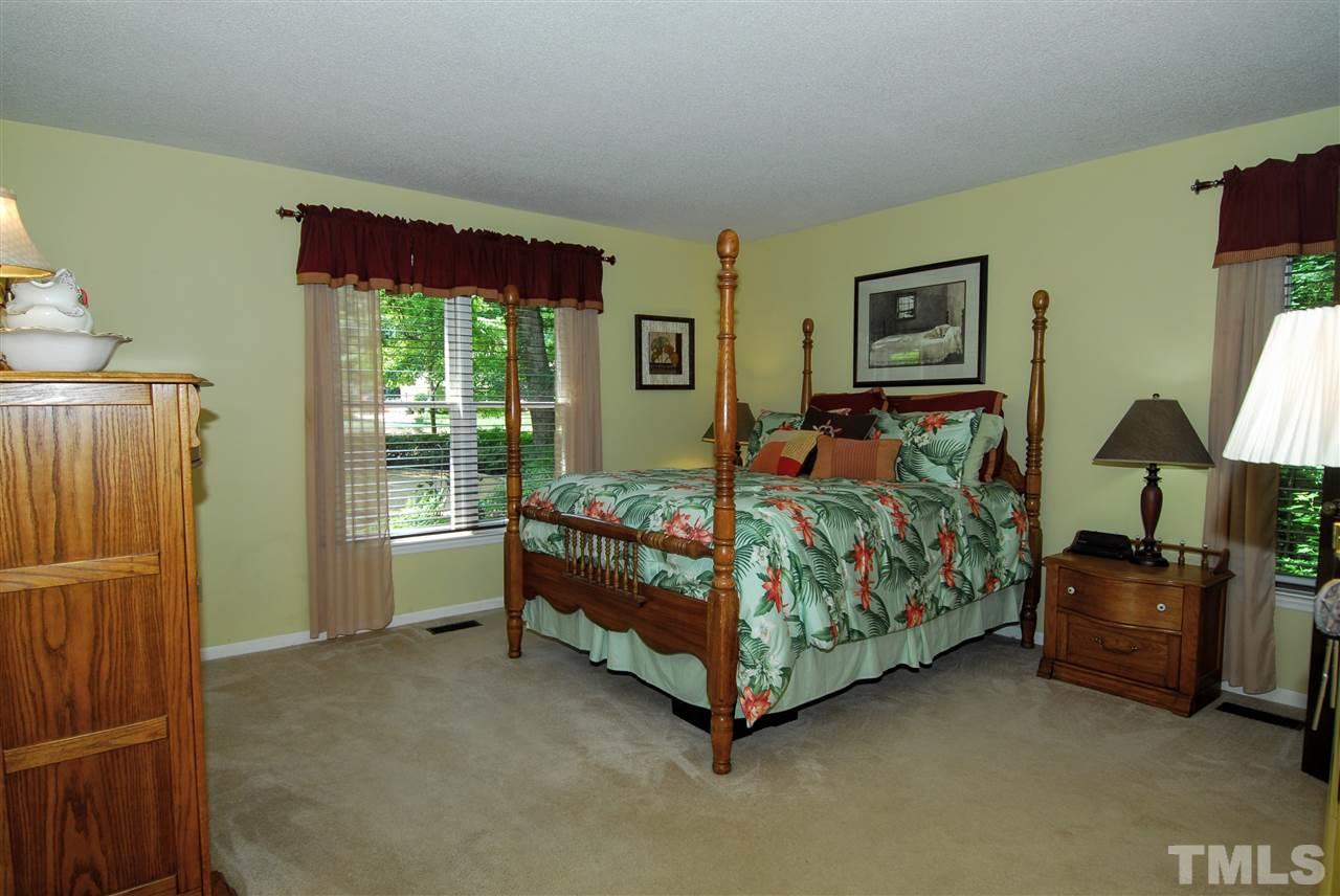 1301 Kingston Ridge Road Cary, NC 27511 - Photo 11 of 25 Gallery Image 11
