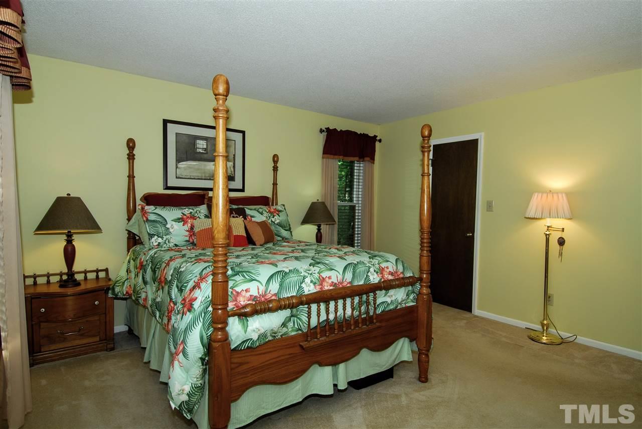 1301 Kingston Ridge Road Cary, NC 27511 - Photo 12 of 25 Gallery Image 12