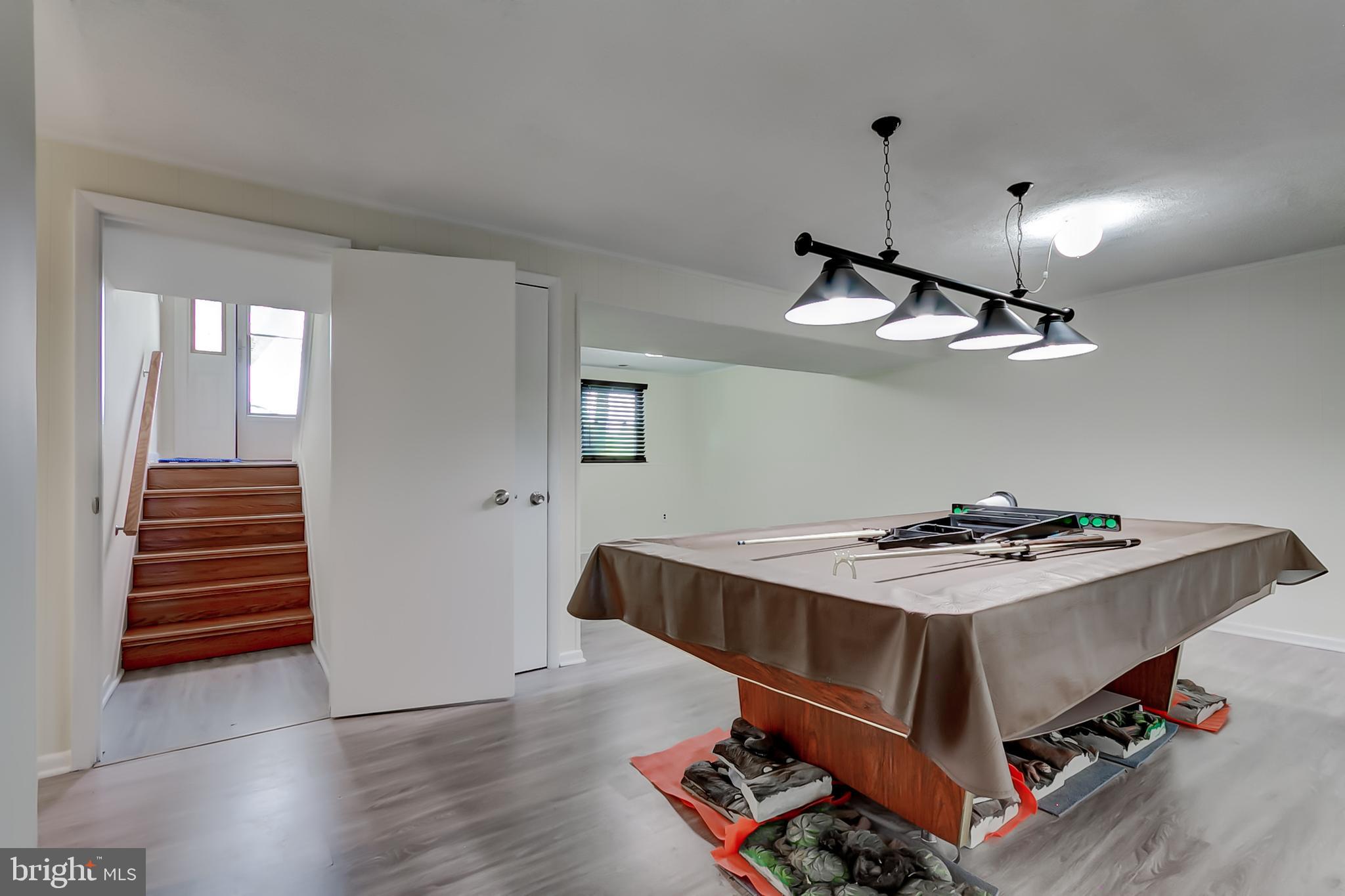 895 Wilson Road Arnold, MD 21012 - Photo 21 of 46 Great Room