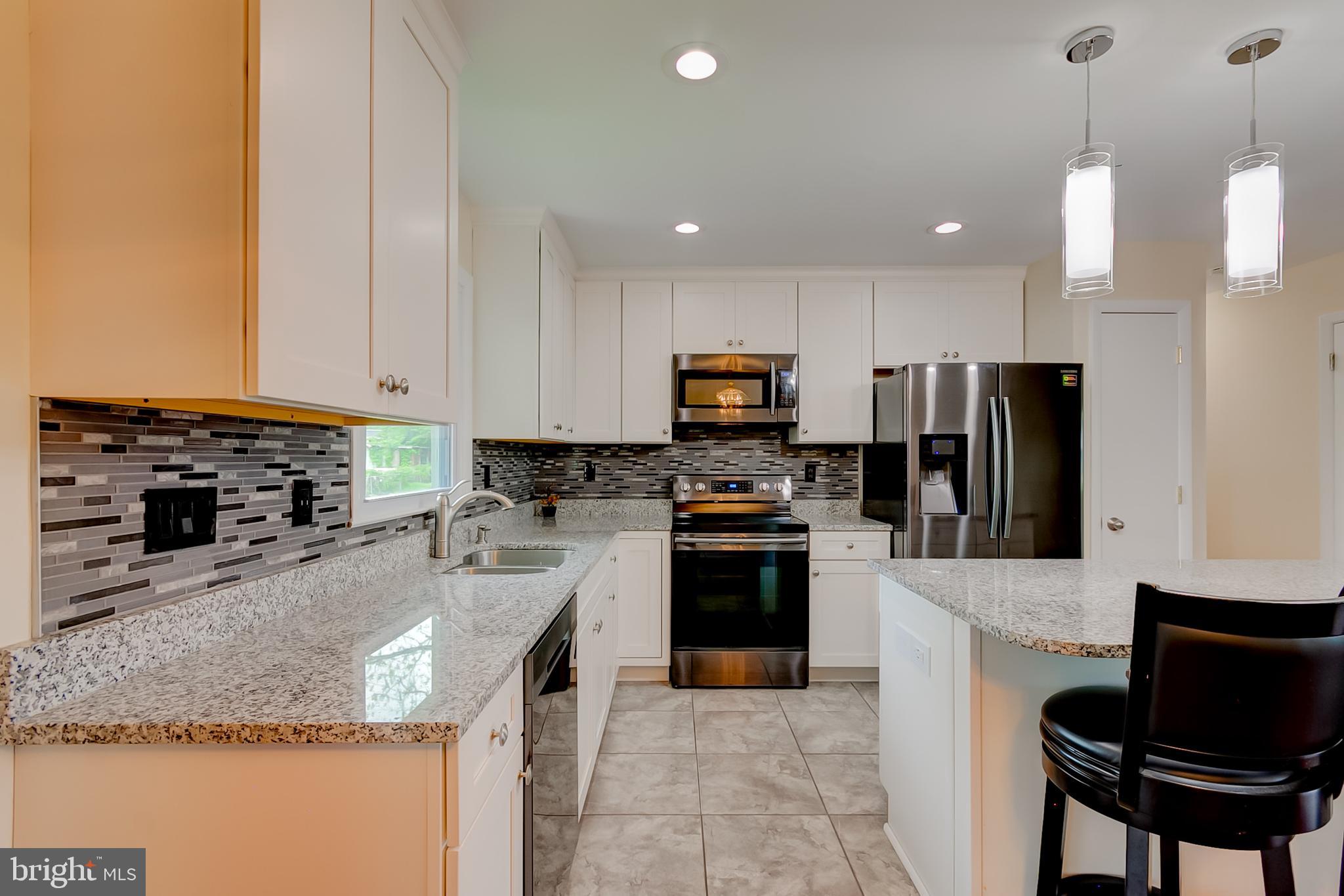 895 Wilson Road Arnold, MD 21012 - Photo 4 of 46 Kitchen