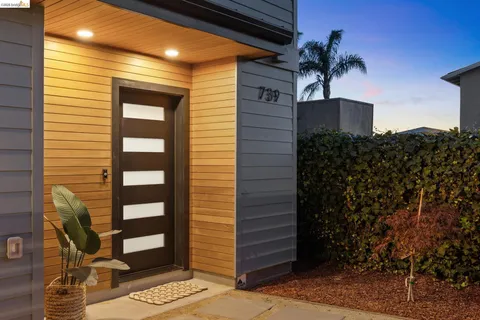 $1,495,000 | 737-739 61st Street, Oakland, CA 94609