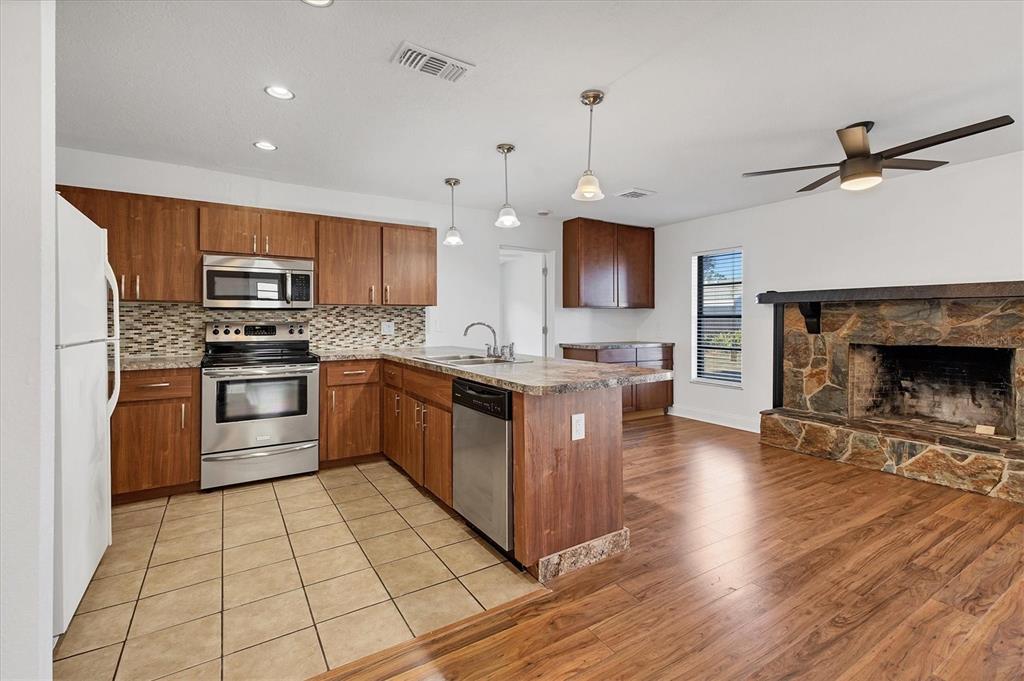 7305 Innsbrook Street Englewood, FL 34224 - Photo 11 of 40 Gallery Image 11