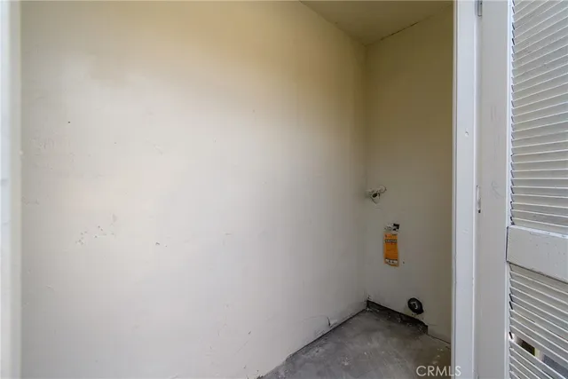 $275,000 | 25180 East 5th Street, Highland, CA 92410