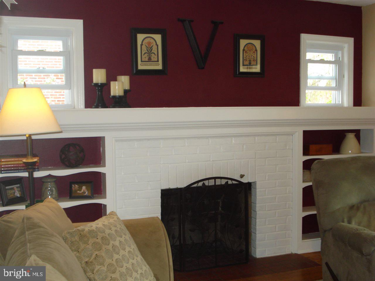 375 Waters Road York, PA 17403 - Photo 3 of 25