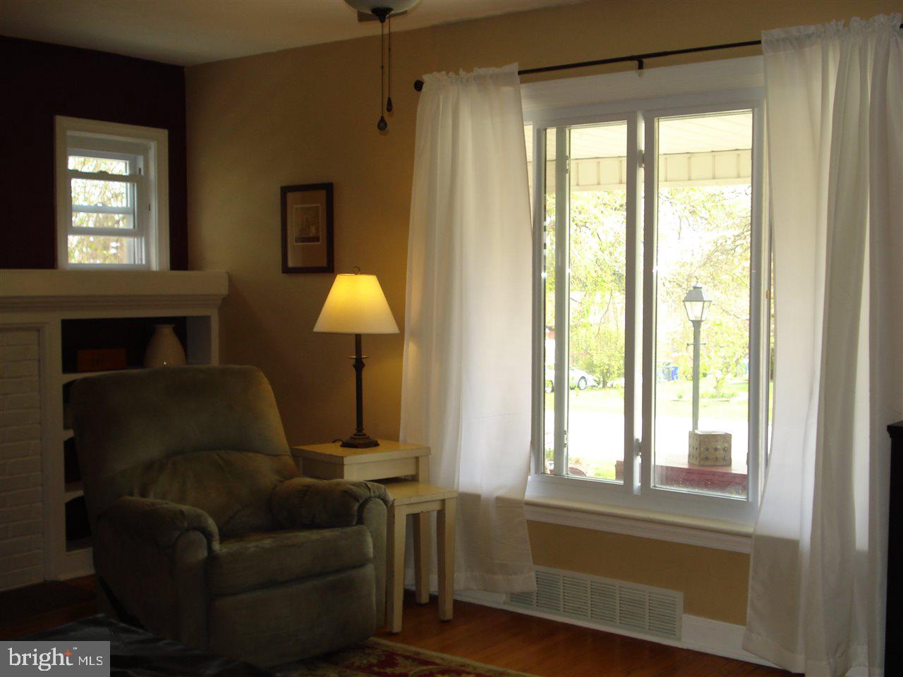 375 Waters Road York, PA 17403 - Photo 4 of 25