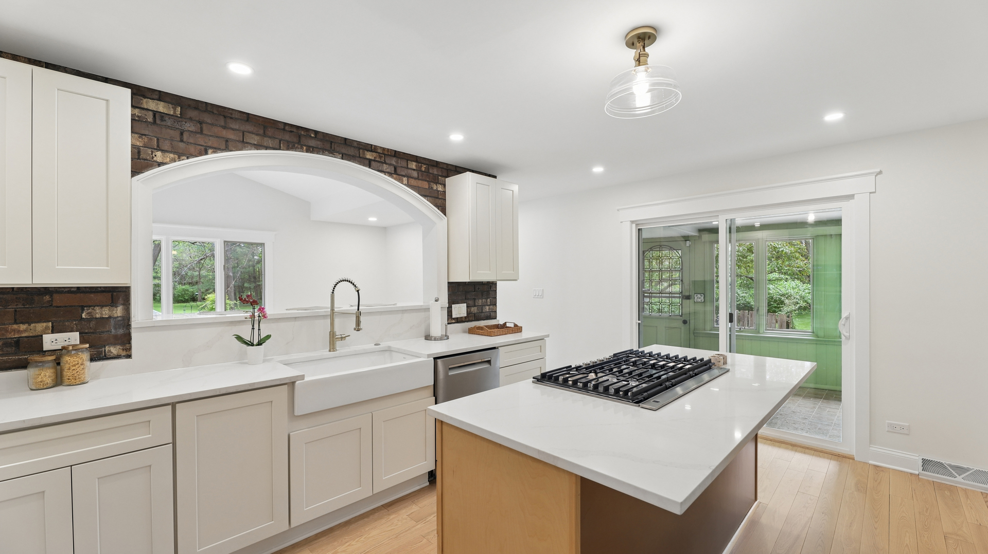 28W521 Purnell Road West Chicago, IL 60185 - Photo 10 of 39