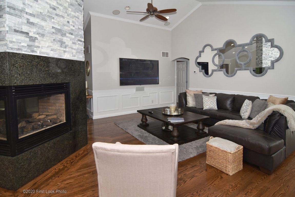 9 Ridge Road Smithfield, RI 02917 - Photo 3 of 47