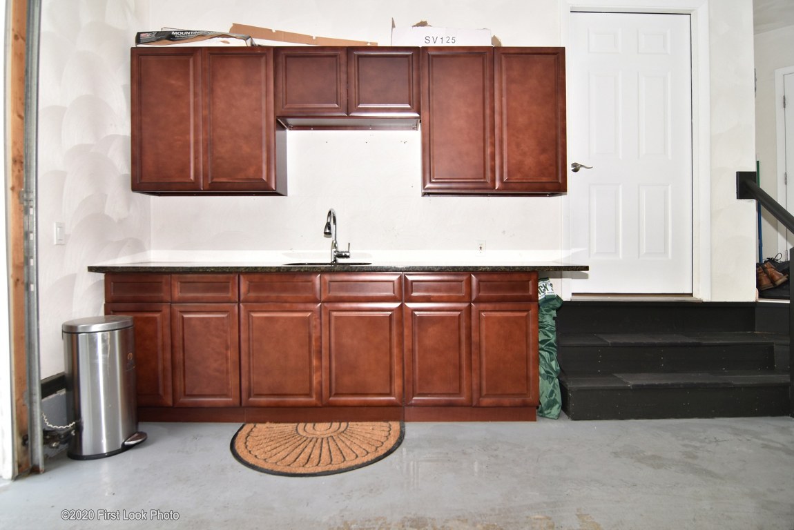 9 Ridge Road Smithfield, RI 02917 - Photo 32 of 47