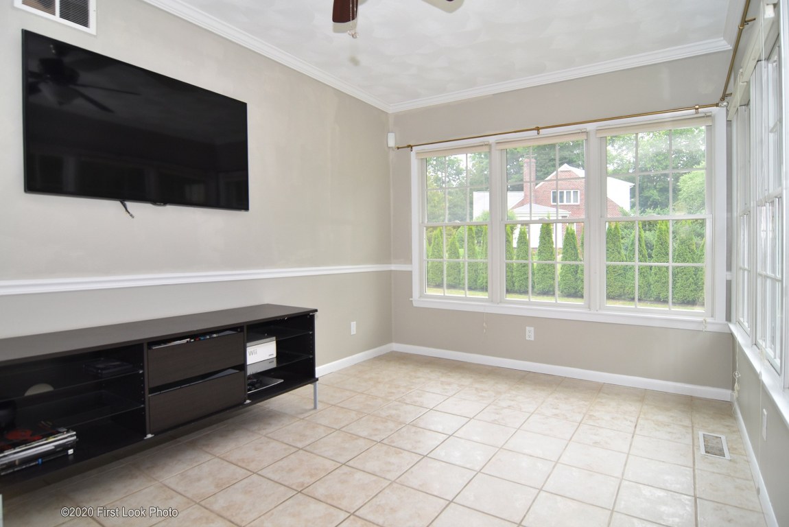 9 Ridge Road Smithfield, RI 02917 - Photo 35 of 47