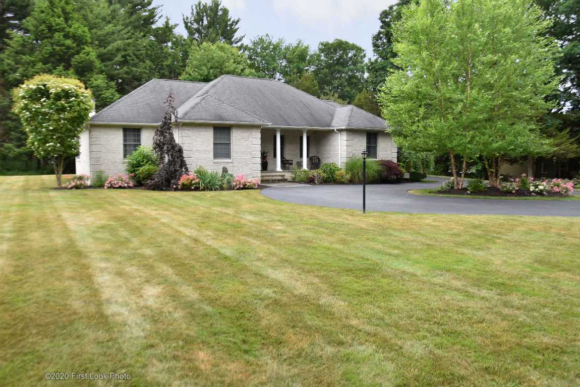 9 Ridge Road Smithfield, RI 02917 - Photo 46 of 47