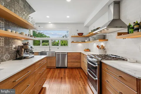 $1,850,000 | 6404 Western Avenue, Chevy Chase, MD 20815