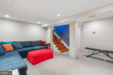 $1,850,000 | 6404 Western Avenue, Chevy Chase, MD 20815