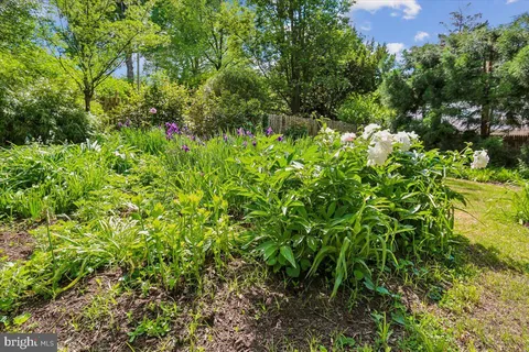 $1,850,000 | 6404 Western Avenue, Chevy Chase, MD 20815