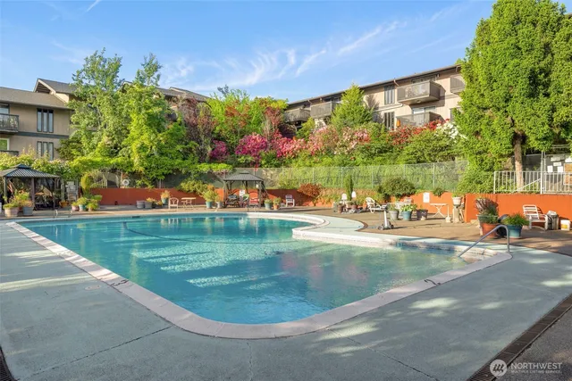 $305,000 | 1425 South Puget Drive, Unit 213, Renton, WA 98055