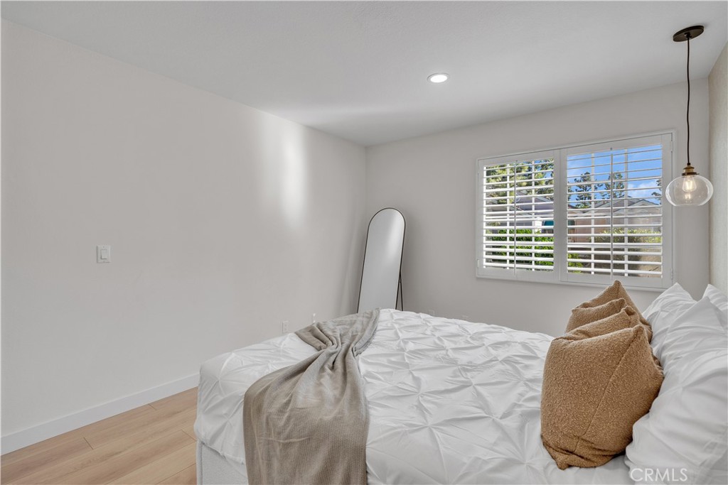 21 Lakefront Irvine, CA 92604 - Photo 18 of 39
