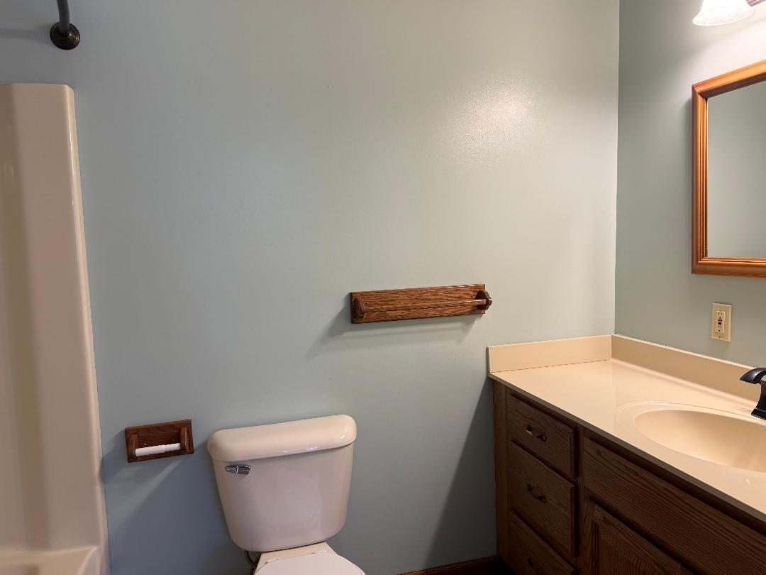 W6399 Brick Church Road Walworth, WI 53184 - Photo 15 of 24 master bath