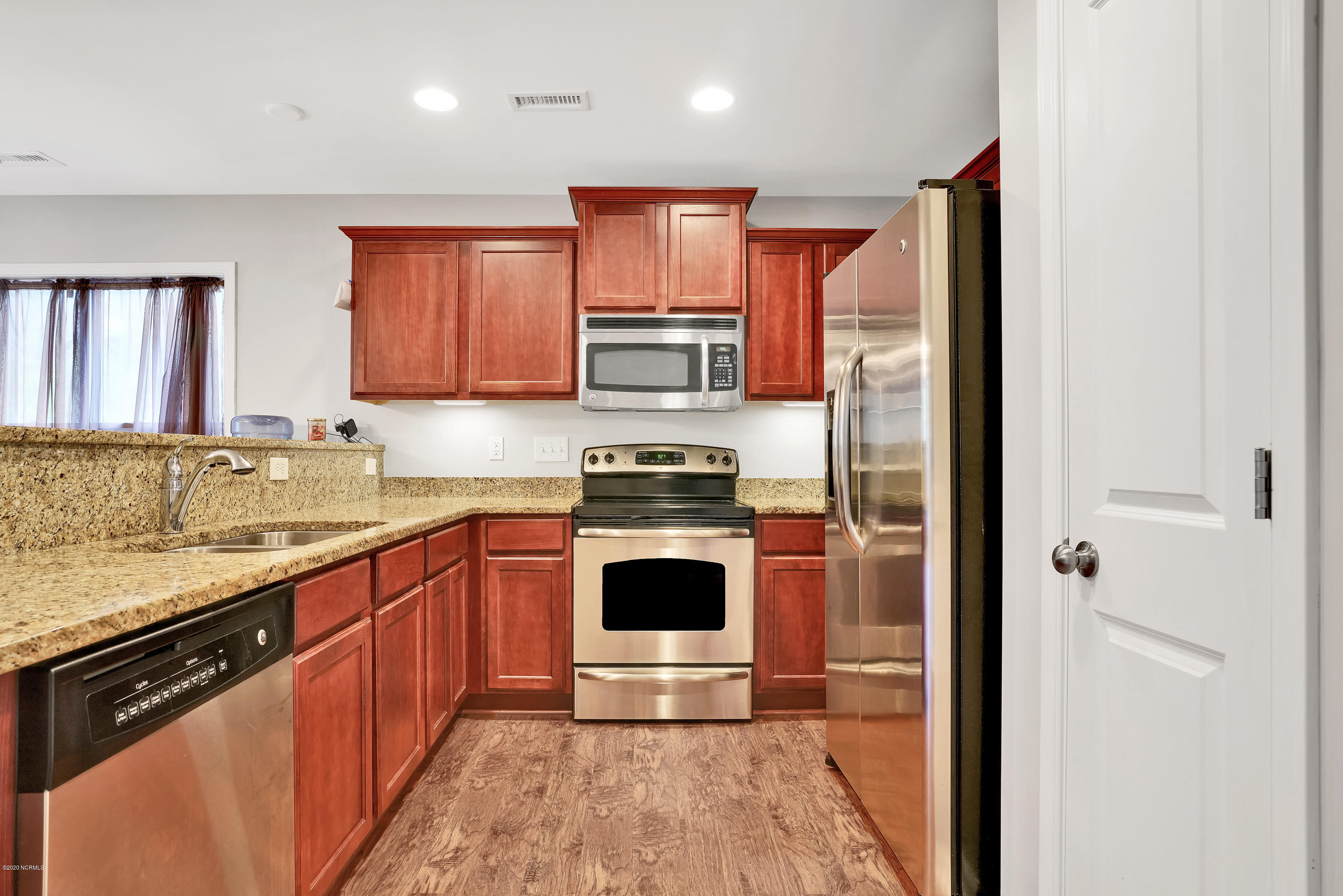 1265 South Brook Road Leland, NC 28479 - Photo 10 of 40 A65AD35D-9C4B-4C9C-8AF2-706AAC9B7BCB
