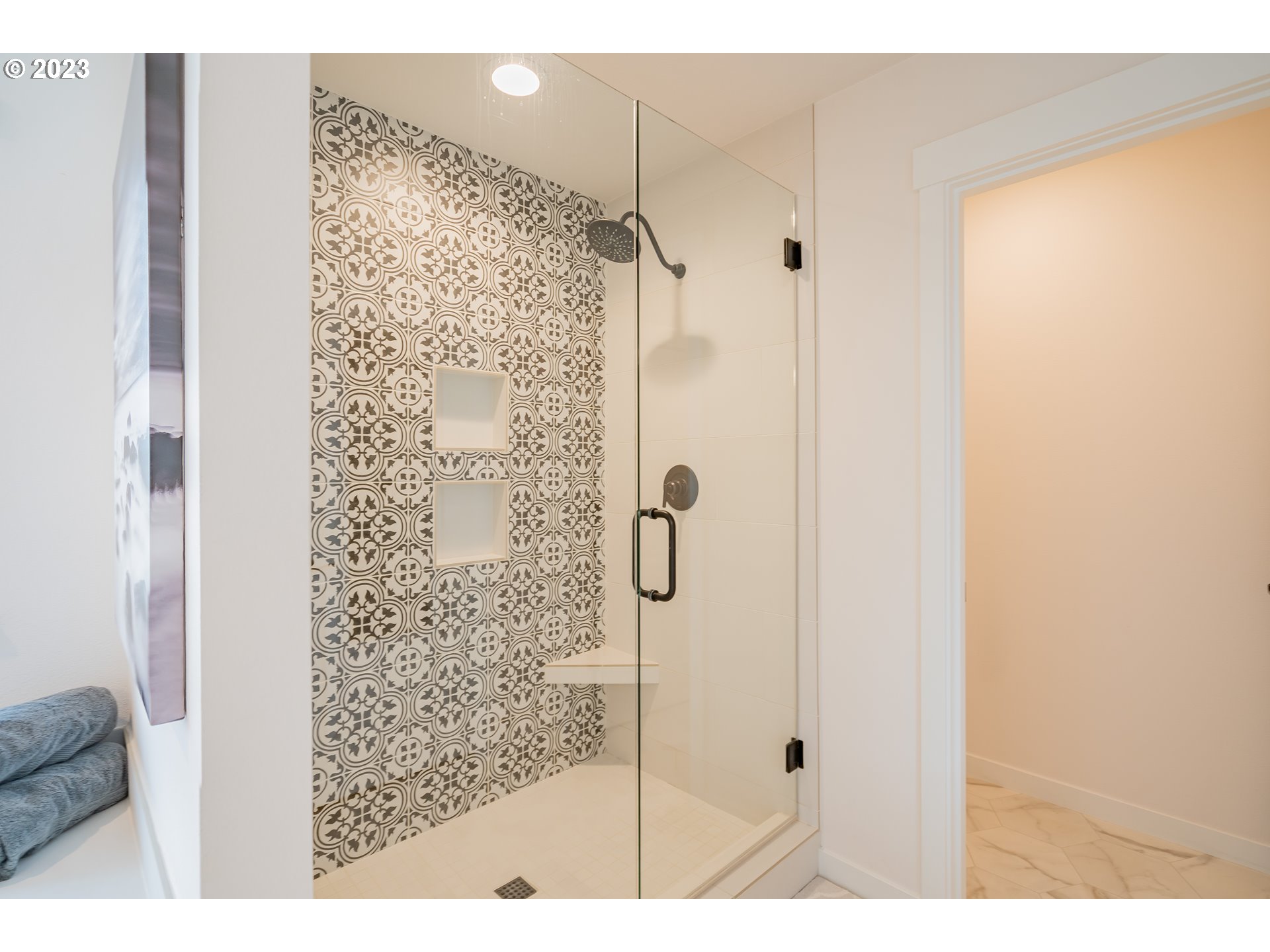 8719 North 1st Street Ridgefield, WA 98642 - Photo 42 of 45 a bathroom with a shower