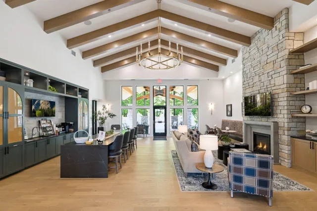 $789,900 | 934 Goldfinch Street, Chaska, MN 55318