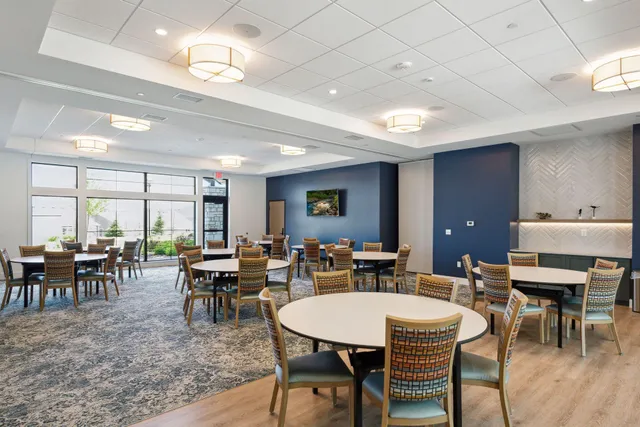 $789,900 | 934 Goldfinch Street, Chaska, MN 55318