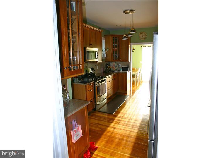 909 Edgewood Road Havertown, PA 19083 - Photo 4 of 15 Kitchen
