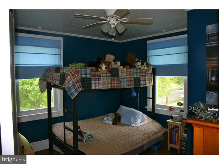 909 Edgewood Road Havertown, PA 19083 - Photo 10 of 15 Bedroom 2