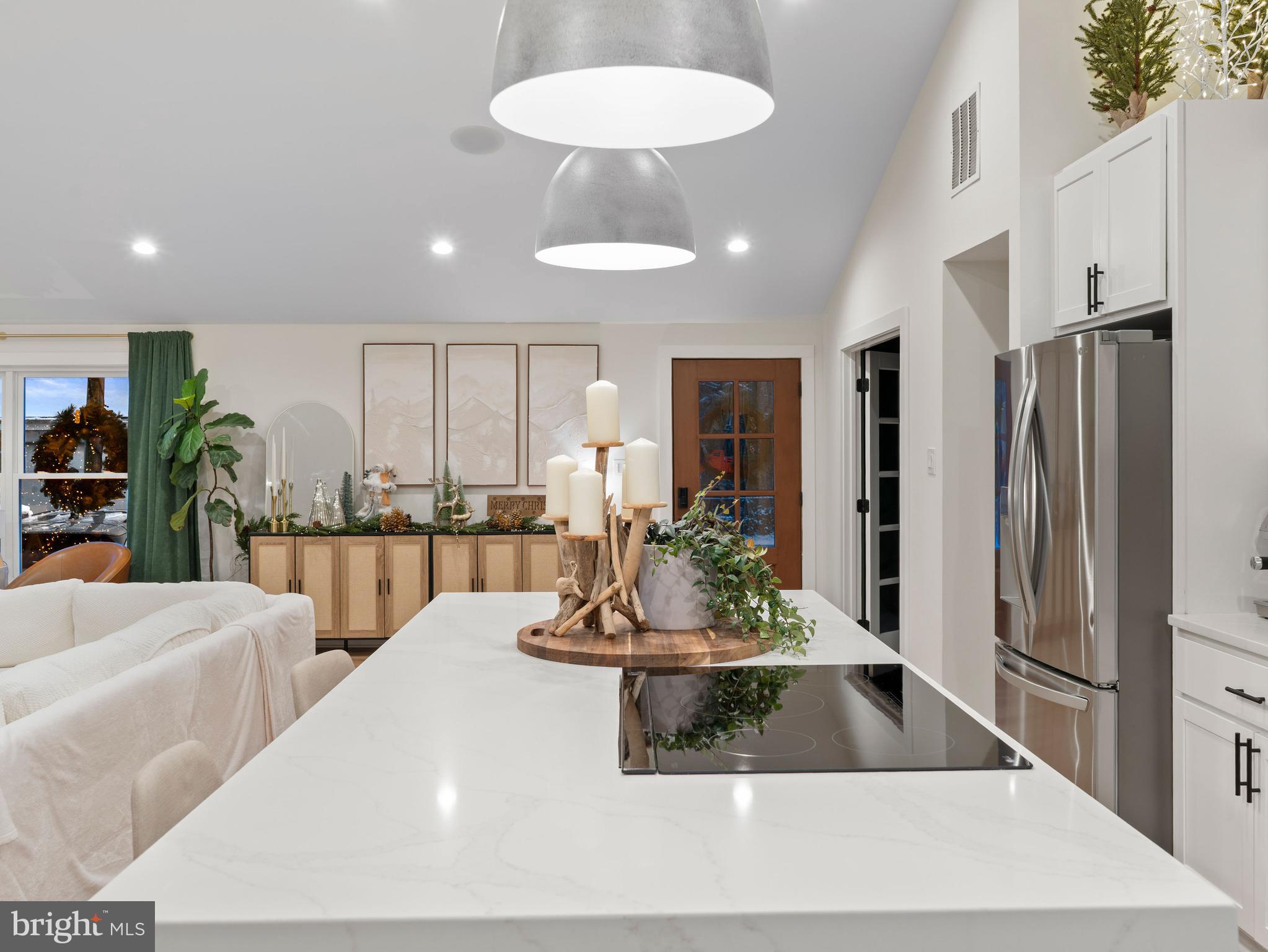 428 Royal Beach Road Pasadena, MD 21122 - Photo 10 of 42 Induction cooktop