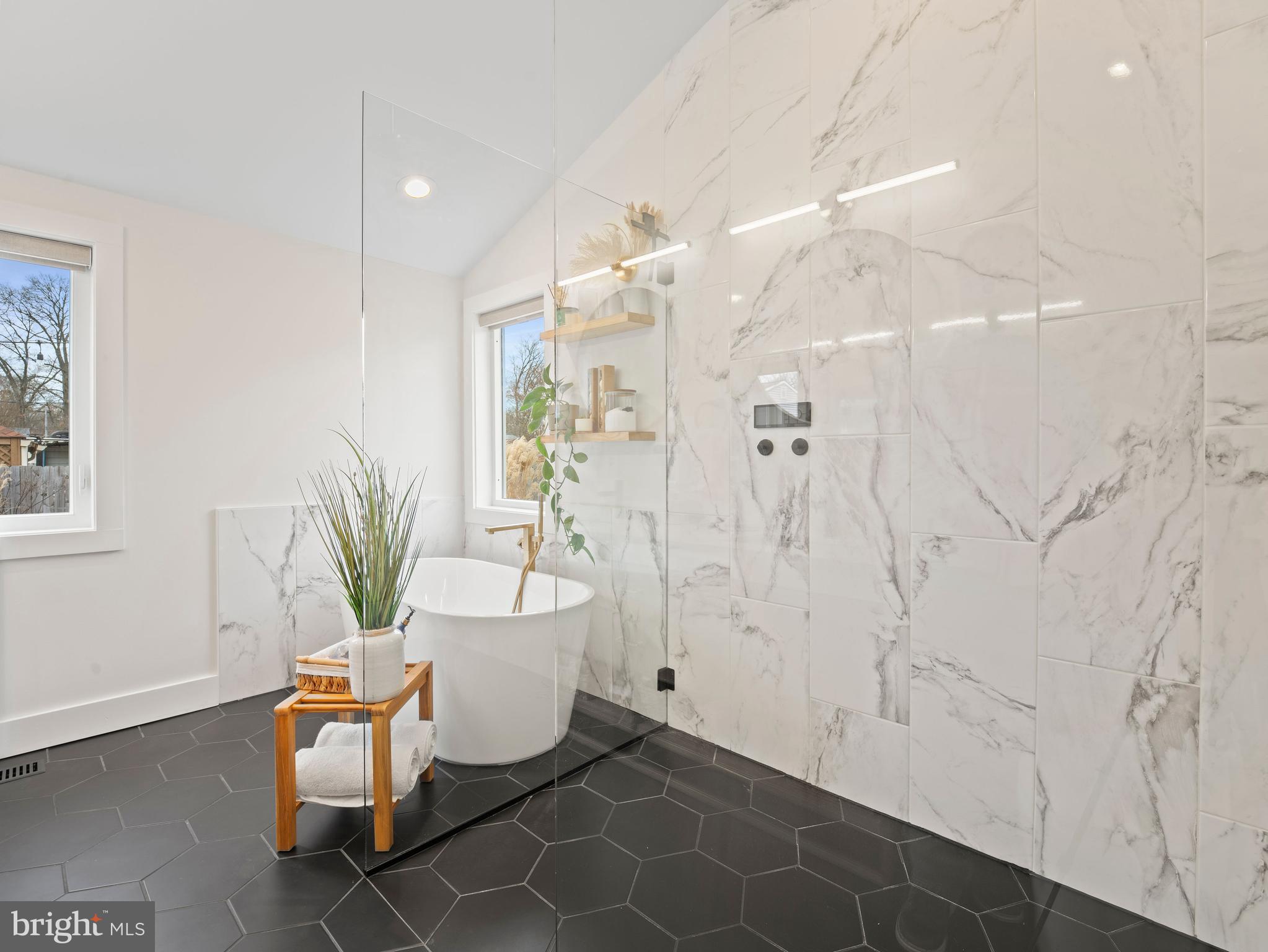 428 Royal Beach Road Pasadena, MD 21122 - Photo 19 of 42 Curbless shower, floor to ceiling tile