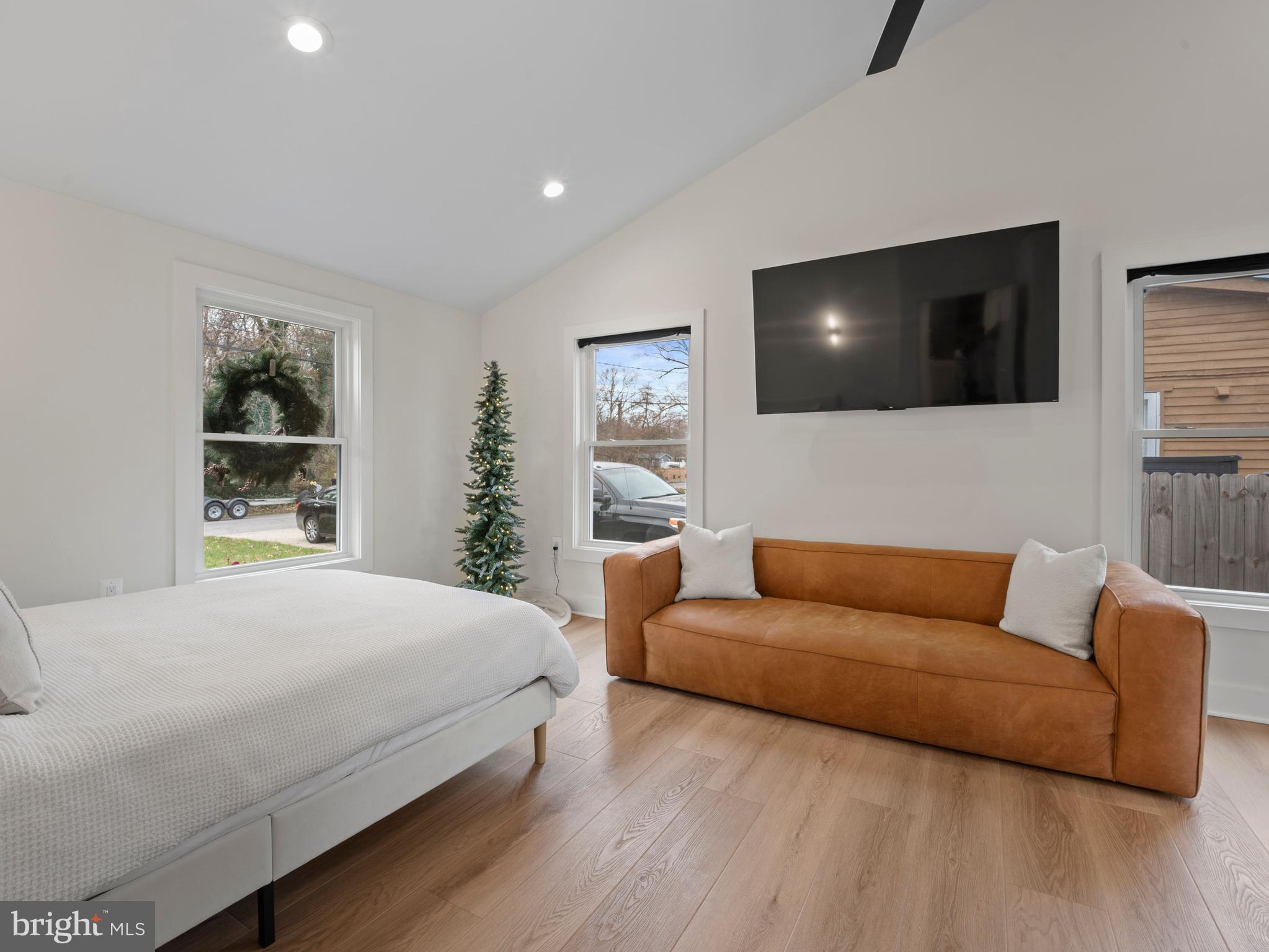 428 Royal Beach Road Pasadena, MD 21122 - Photo 25 of 42 2nd Bedroom