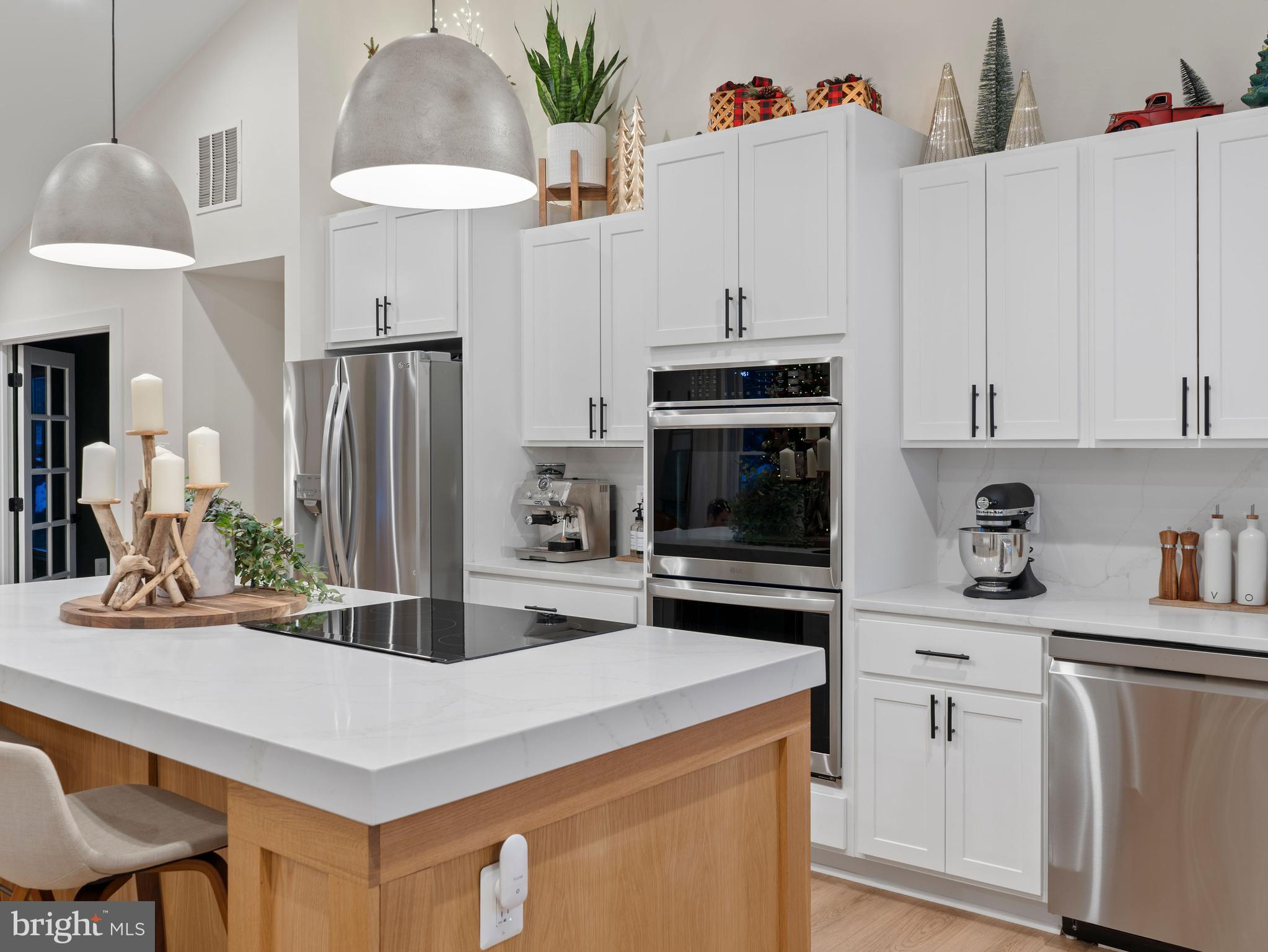 428 Royal Beach Road Pasadena, MD 21122 - Photo 9 of 42 LG Smart Appliances