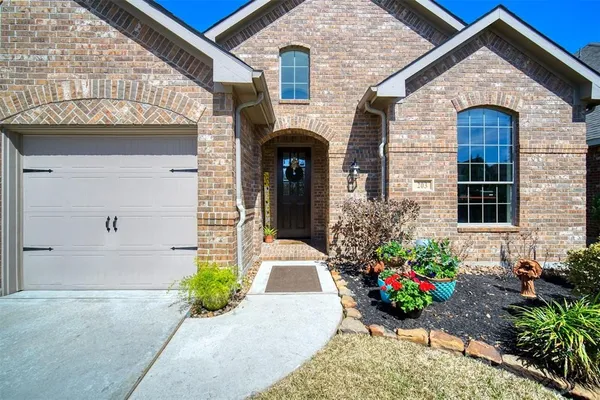 $5,500 | 203 North Vershire Circle, Magnolia, TX 77354