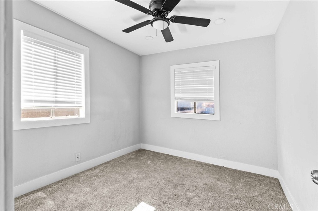 7137 Greeley Street, Unit 4 Tujunga, CA 91042 - Photo 21 of 29
