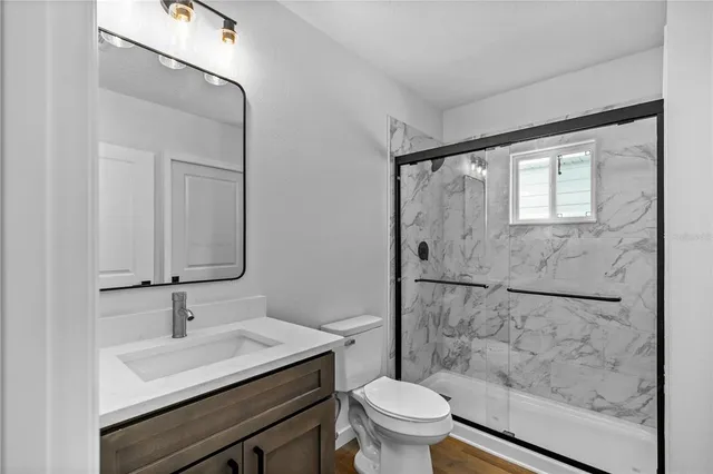 $279,900 | 1012 East Hazzard Avenue, Eustis, FL 32726