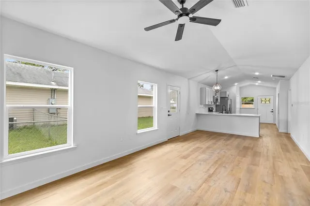 $279,900 | 1012 East Hazzard Avenue, Eustis, FL 32726