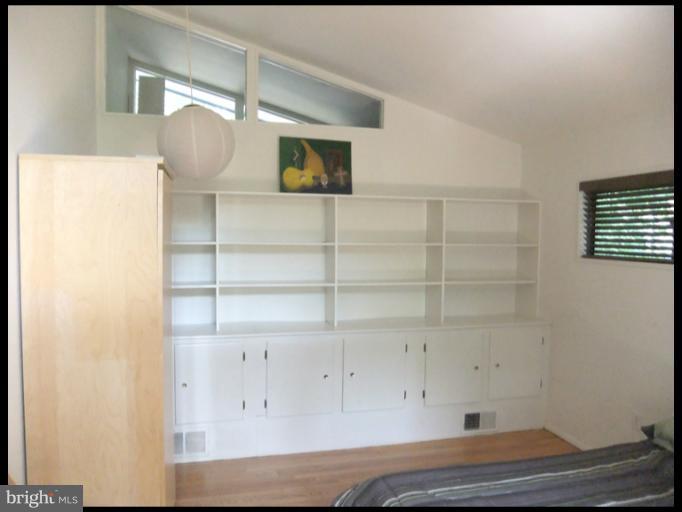 6439 Dahlonega Road Bethesda, MD 20816 - Photo 15 of 24 Interior (General)