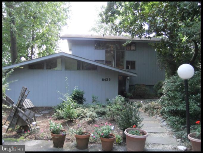 6439 Dahlonega Road Bethesda, MD 20816 - Photo 3 of 24 Exterior (Front)