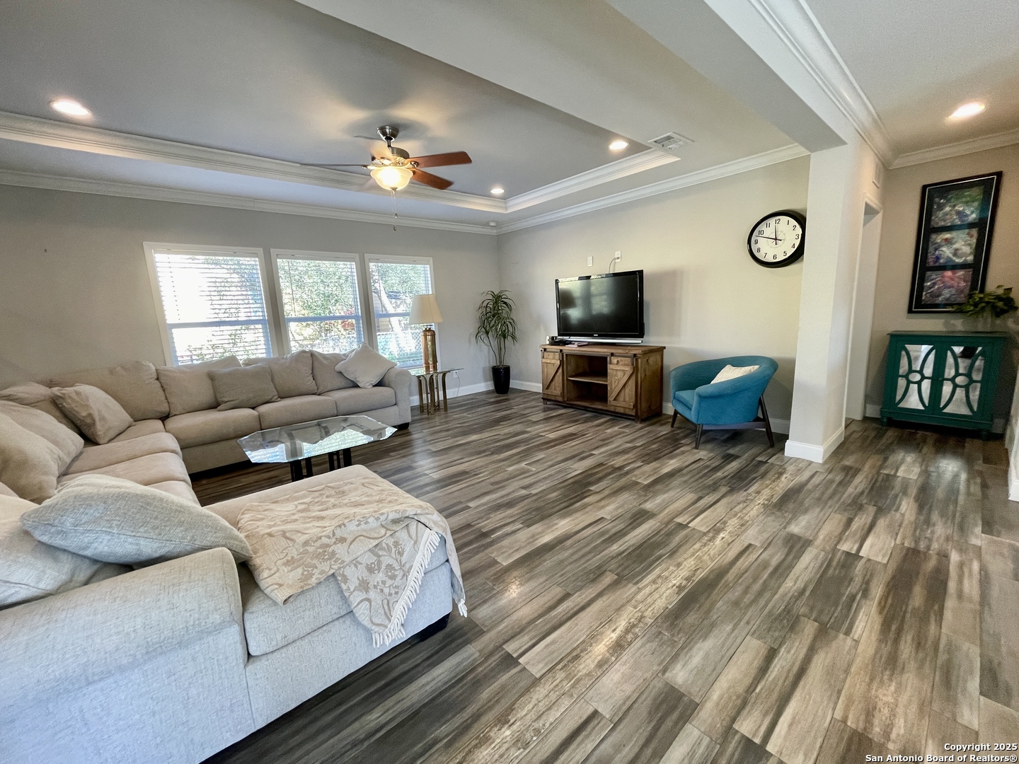 203 Ranch Drive Bandera, TX 78003 - Photo 3 of 25