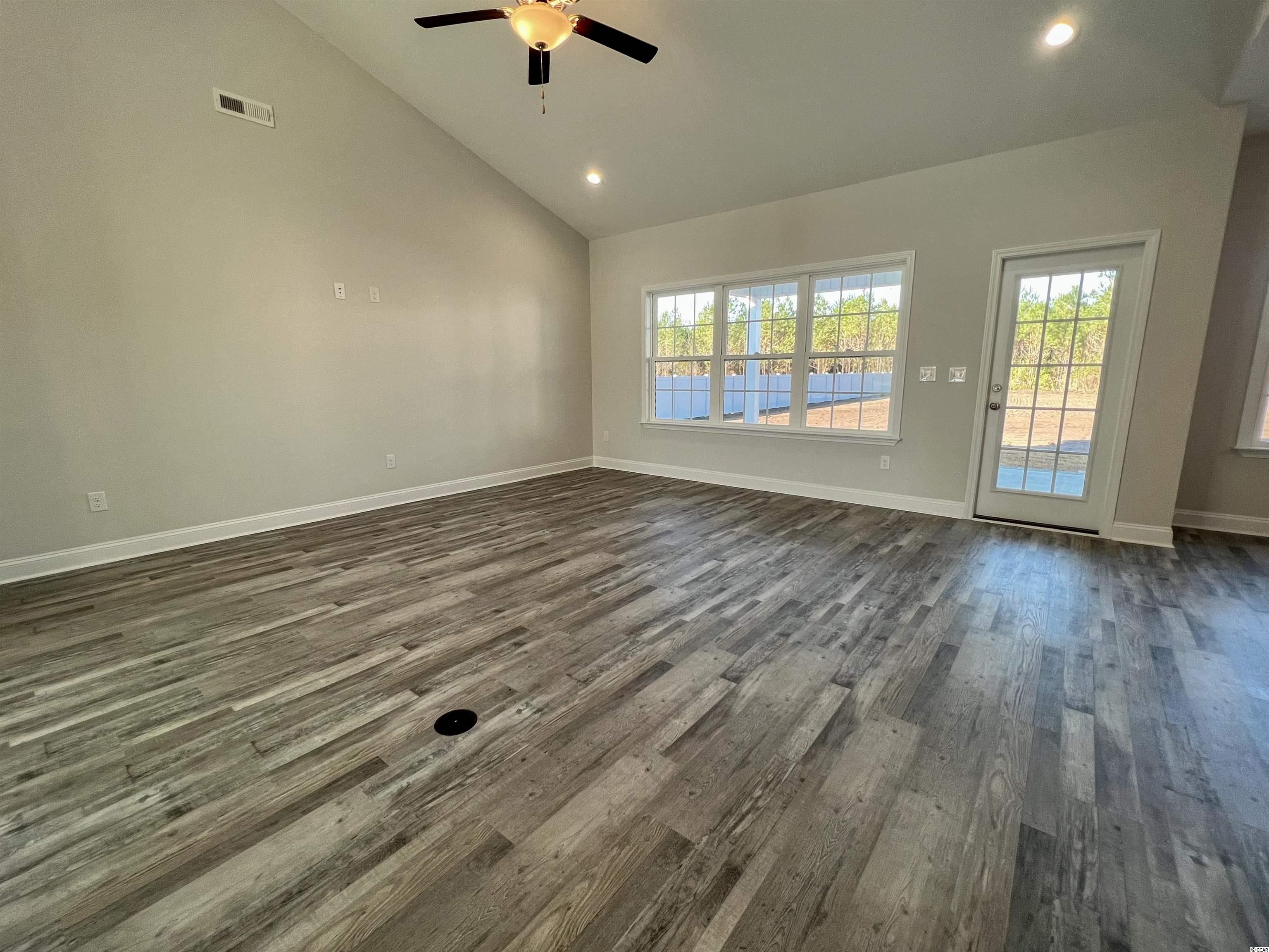 4207 Double Dee Road Aynor, SC 29511 - Photo 3 of 19 Gallery Image 3